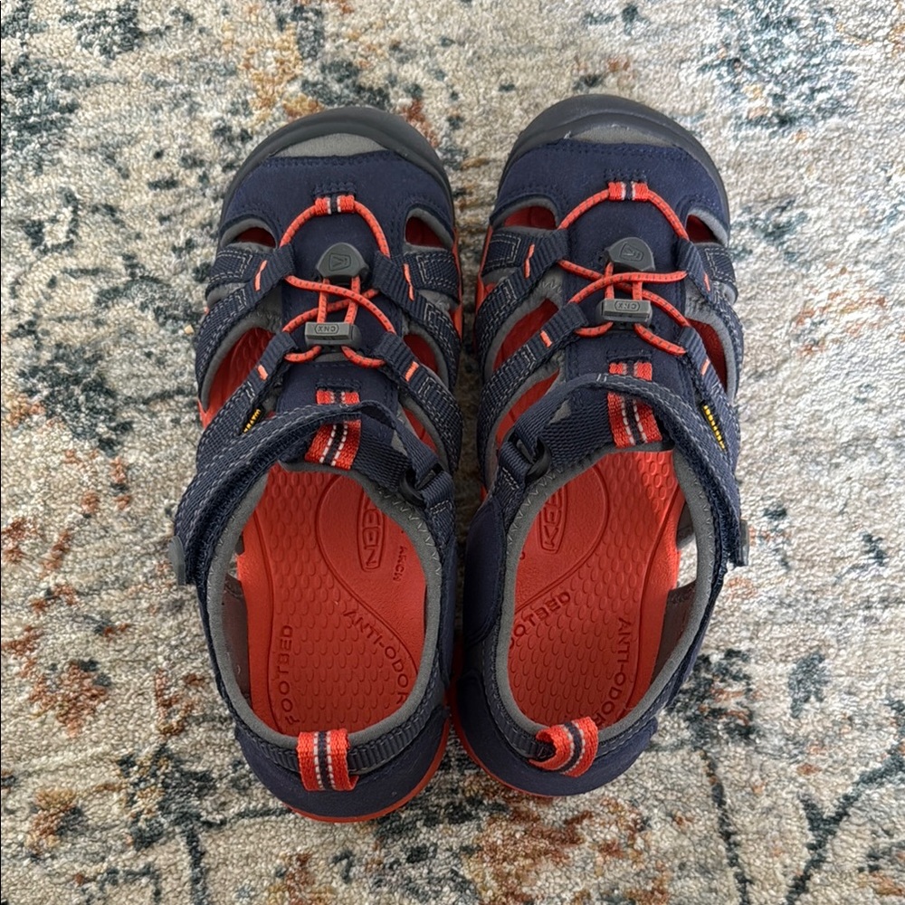 Keen Blue and Orange Sport Sandals for Active Boys, size 4 (US)